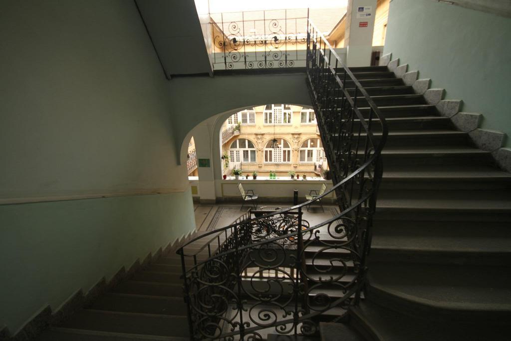 2Night Hostel Budapest Luaran gambar
